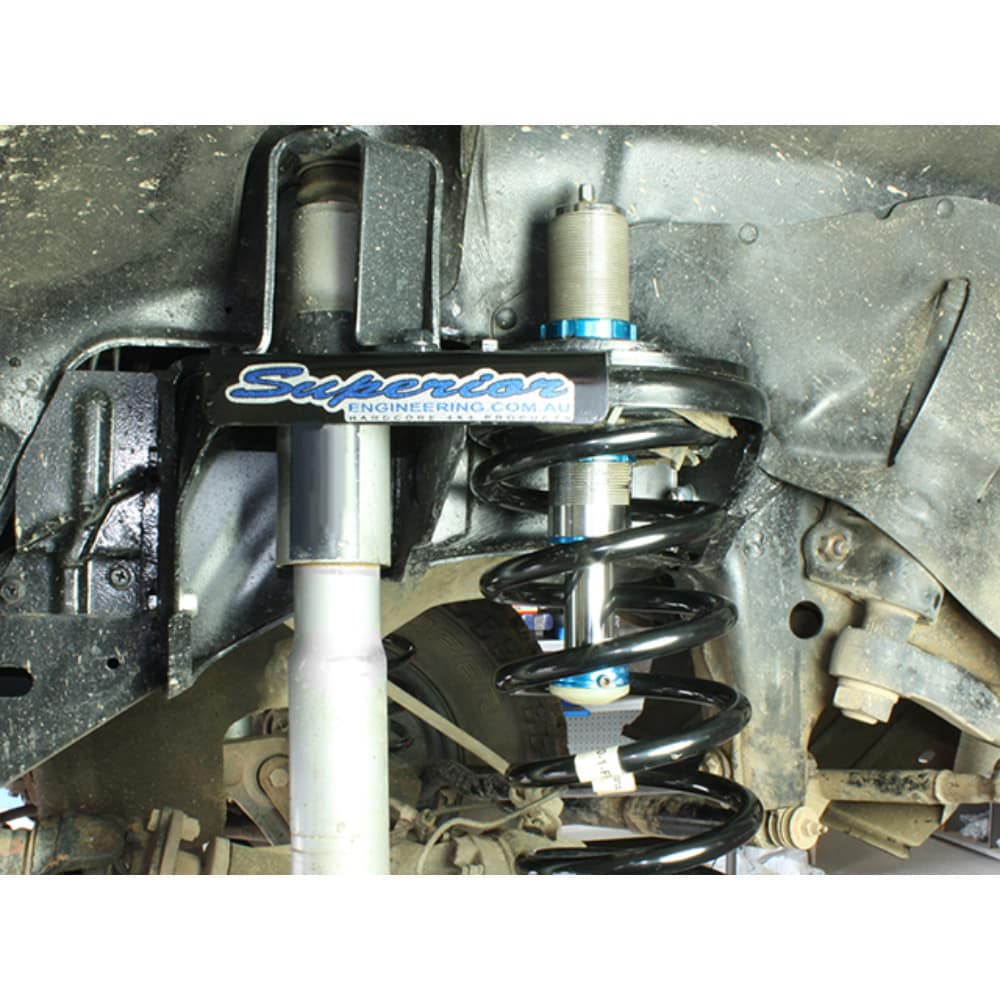 odboje-zawieszenia-hydrauliczne-przod-superior-engineering-lift-4-6 odboje-zawieszenia-hydrauliczne-przod-superior-engineering-lift-4-6
