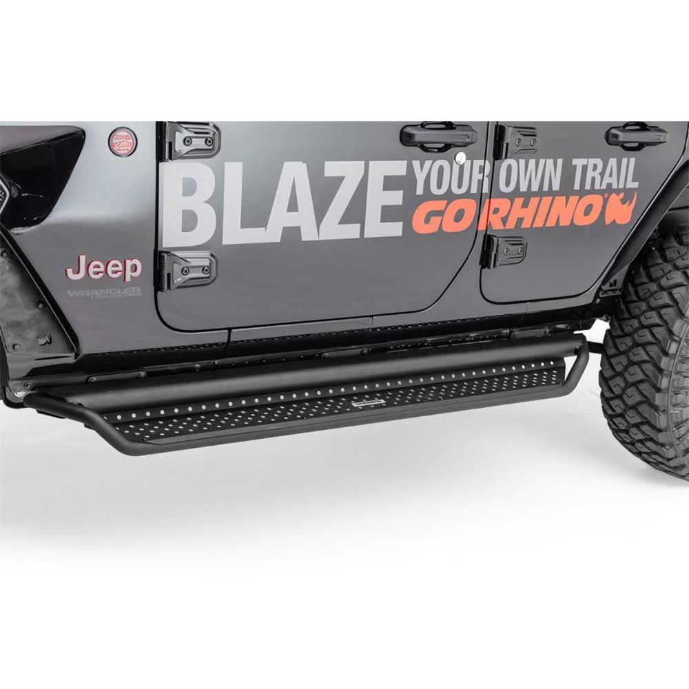 progi-boczne-go-rhino-dominator-d1 progi-boczne-go-rhino-dominator-d1
