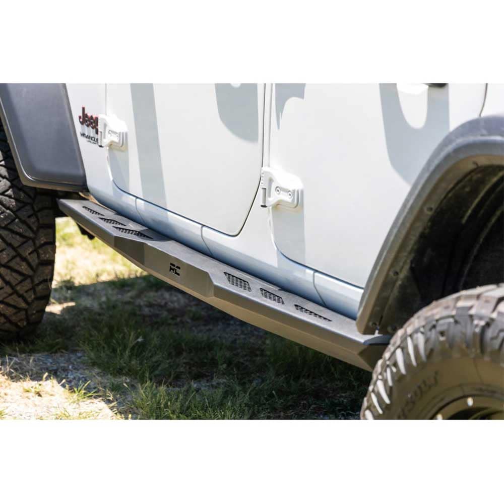 progi-boczne-rock-sliders-rough-country progi-boczne-rock-sliders-rough-country