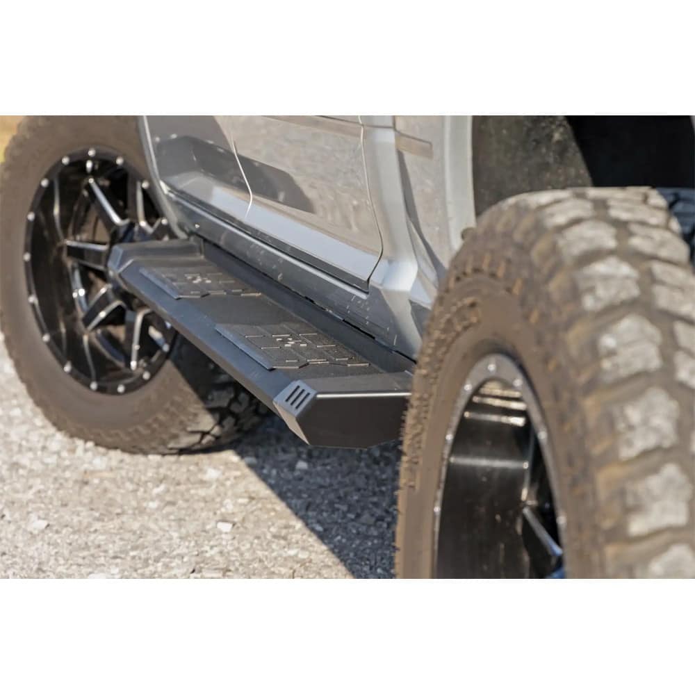 progi-stopnie-boczne-rough-country-hd2-crew-cab progi-stopnie-boczne-rough-country-hd2-crew-cab
