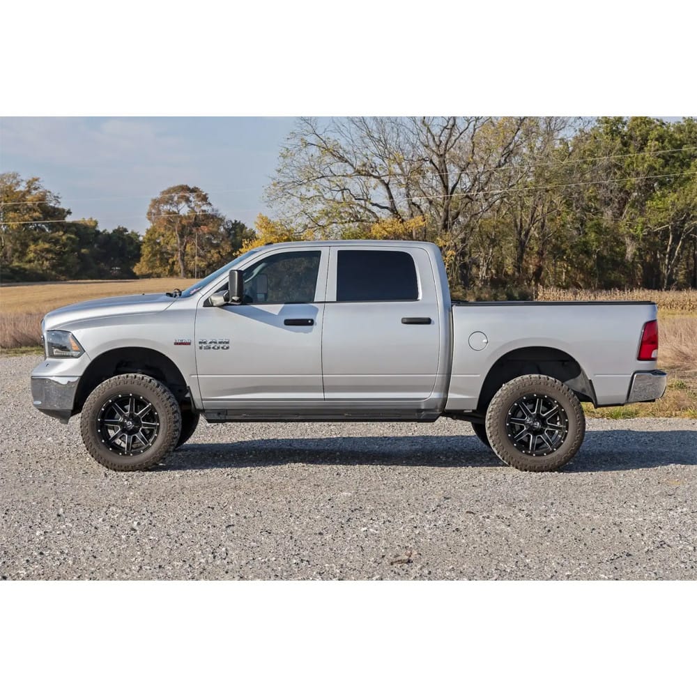 progi-stopnie-boczne-rough-country-hd2-crew-cab progi-stopnie-boczne-rough-country-hd2-crew-cab