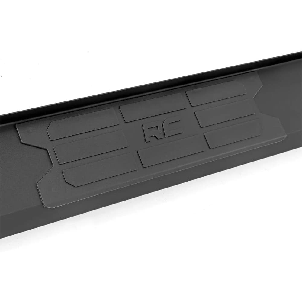 progi-stopnie-boczne-rough-country-hd2-crew-cab progi-stopnie-boczne-rough-country-hd2-crew-cab