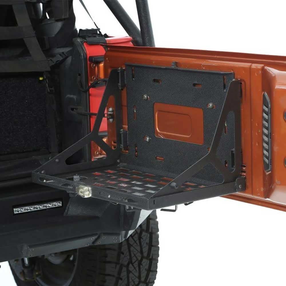 rozkladany-stolik-mocowany-do-klapy-bagaznika-smittybilt rozkladany-stolik-mocowany-do-klapy-bagaznika-smittybilt