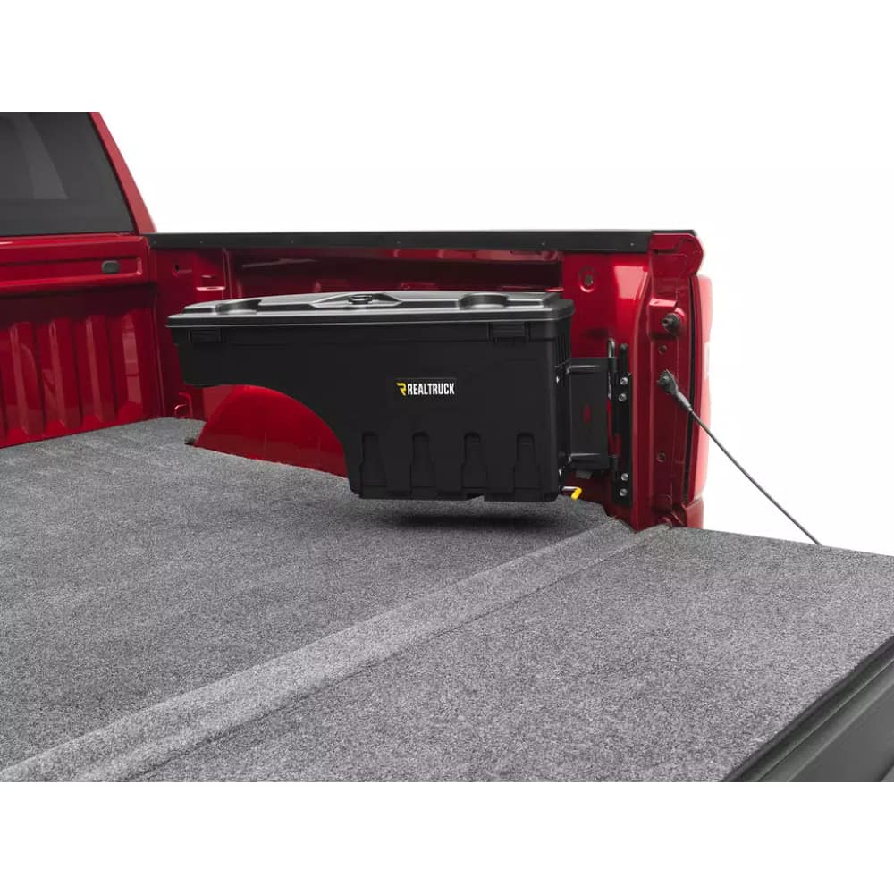 schowek-na-pake-po-stronie-pasazera-realtruck-undercover-swing-case schowek-na-pake-po-stronie-pasazera-realtruck-undercover-swing-case