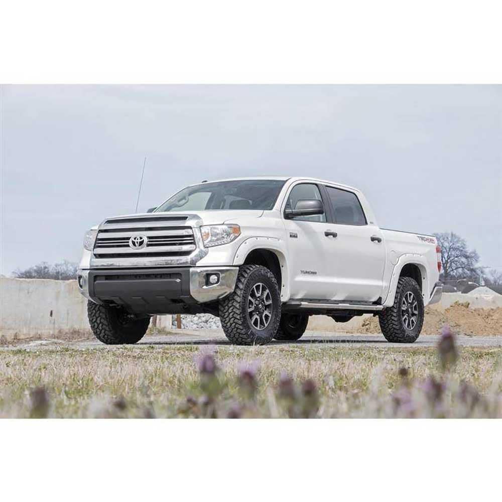 zestaw-wyrownujacy-rough-country-lift-25-3 zestaw-wyrownujacy-rough-country-lift-25-3